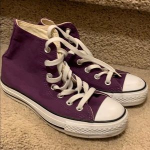 Converse Purple